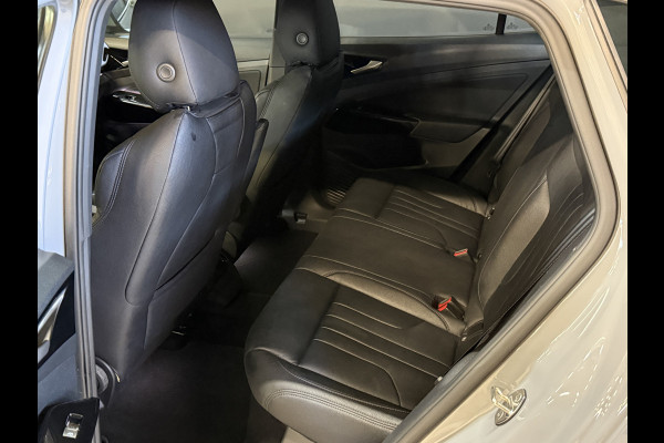 Volkswagen ID.4 Pro 77 kWh | Leder | Apple Carplay | ACC | Stoel/Stuurverw. |
