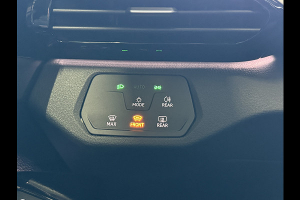 Volkswagen ID.4 Pro 77 kWh | Leder | Apple Carplay | ACC | Stoel/Stuurverw. |