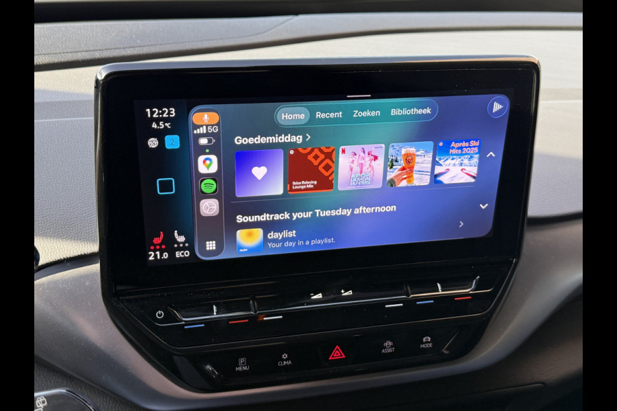 Volkswagen ID.4 Pro 77 kWh | Leder | Apple Carplay | ACC | Stoel/Stuurverw. |