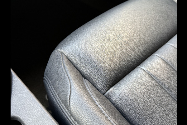 Volkswagen ID.4 Pro 77 kWh | Leder | Apple Carplay | ACC | Stoel/Stuurverw. |