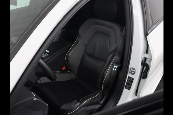 Volvo S60 2.0 Recharge T6 AWD R-Design | Stoelverwarming | Adaptive cruise | Harman/Kardon | Camera | Half leder | Sportstoelen | Keyless | Carplay | Navigatie | PHEV | Plug In