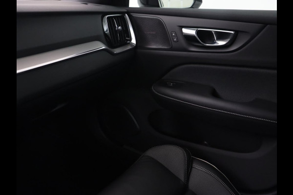 Volvo S60 2.0 Recharge T6 AWD R-Design | Stoelverwarming | Adaptive cruise | Harman/Kardon | Camera | Half leder | Sportstoelen | Keyless | Carplay | Navigatie | PHEV | Plug In