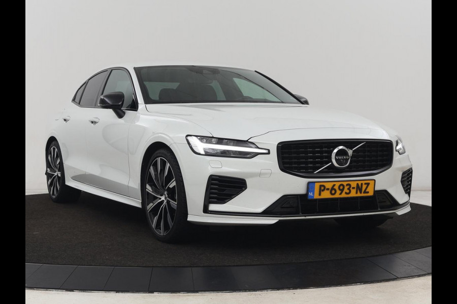 Volvo S60 2.0 Recharge T6 AWD R-Design | Stoelverwarming | Adaptive cruise | Harman/Kardon | Camera | Half leder | Sportstoelen | Keyless | Carplay | Navigatie | PHEV | Plug In