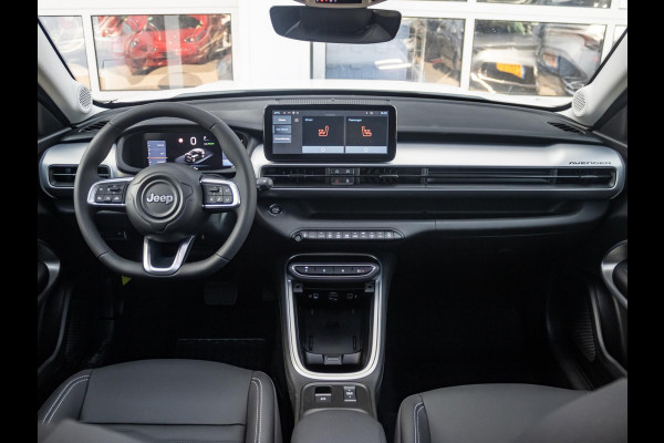 Jeep Avenger Summit 54 kWh | Uit voorraad leverbaar | 17%  Bijtelling | Schuif/Kanteldak | Leder&Winter Pack | Warmtepomp | Info&Convenience Pack | Full Operational Lease € 599,-