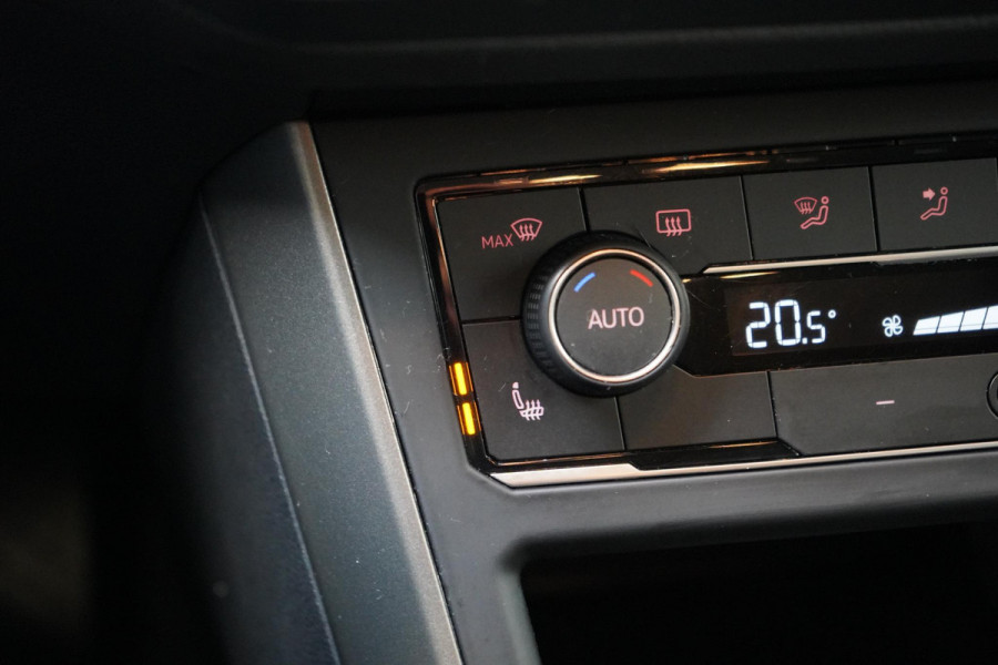 Volkswagen Polo 1.0 TSi 95pk Comfortline 5-drs | Stoelverwarming | Climate control | Adaptive cruise | Apple Carplay