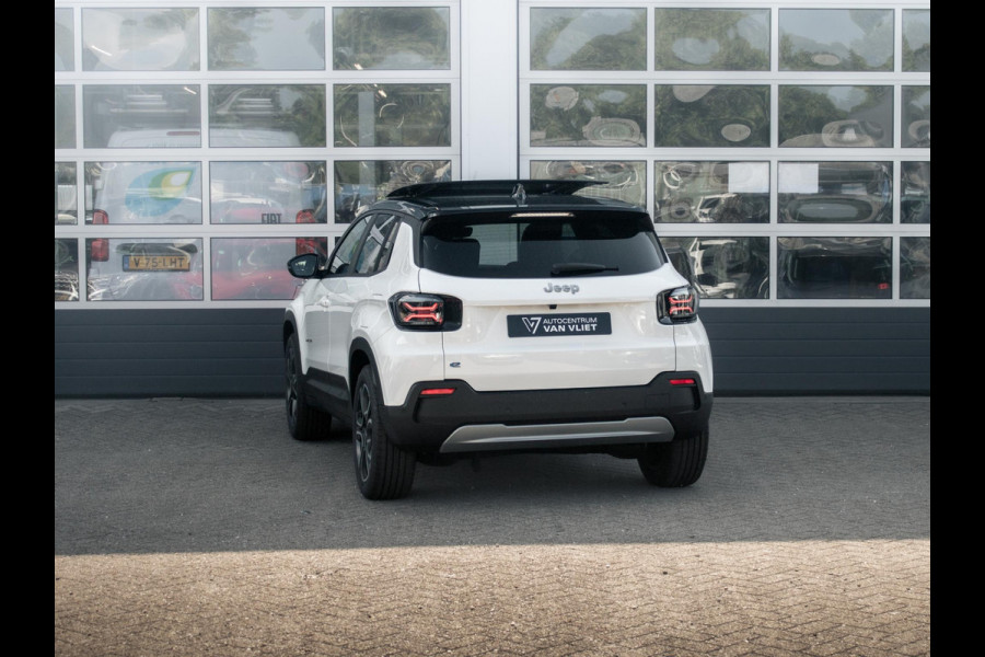 Jeep Avenger Summit 54 kWh | 17% Bijtelling | Schuif/Kanteldak | Leder&Winter Pack | Warmtepomp | Info&Convenience Pack
