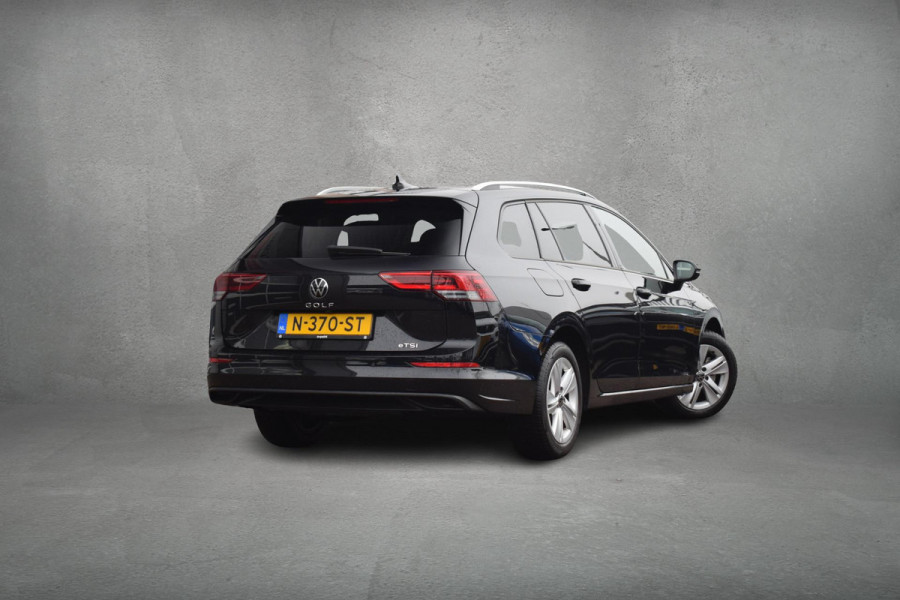 Volkswagen Golf Variant 1.0 eTSI Life Business | Stuur- en Stoelverw. | Sportstoelen | LED | Massage
