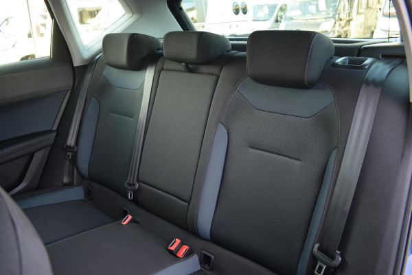 Seat Ateca 1.0 EcoTSI Style Business Intense | Trekhaak | Apple CarPlay | Camera | Climate