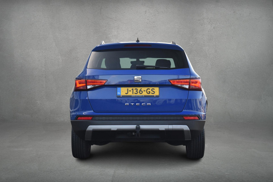 Seat Ateca 1.0 EcoTSI Style Business Intense | Trekhaak | Apple CarPlay | Camera | Climate