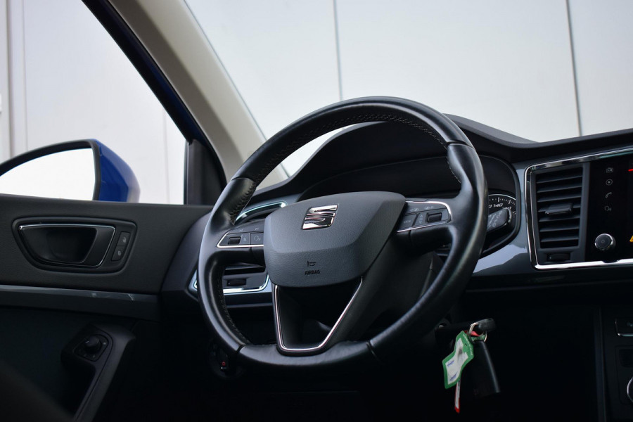 Seat Ateca 1.0 EcoTSI Style Business Intense | Trekhaak | Apple CarPlay | Camera | Climate