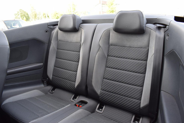 Volkswagen T-Roc Cabrio 1.5 TSI R-Line | Apple CarPlay | Stoelverw. | Half Leer | Climate