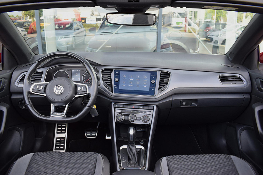 Volkswagen T-Roc Cabrio 1.5 TSI R-Line | Apple CarPlay | Stoelverw. | Half Leer | Climate