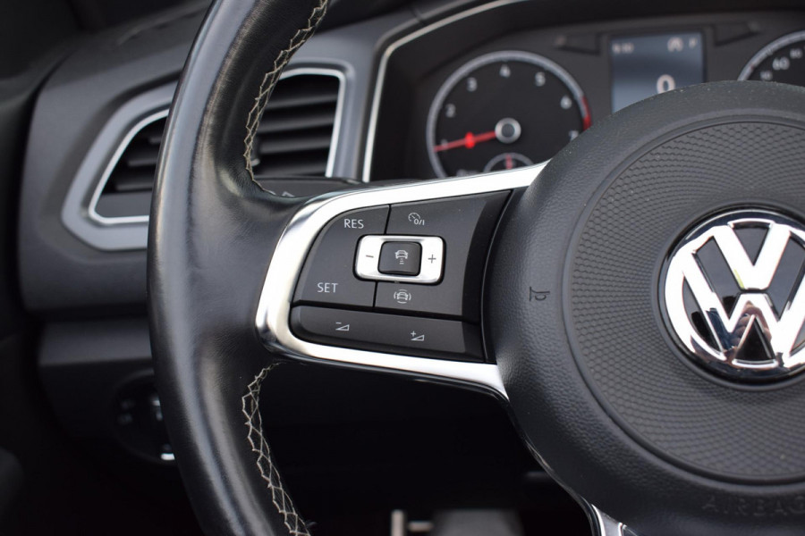 Volkswagen T-Roc Cabrio 1.5 TSI R-Line | Apple CarPlay | Stoelverw. | Half Leer | Climate