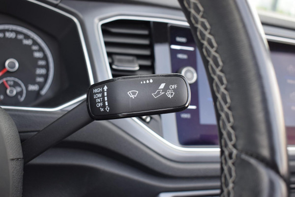 Volkswagen T-Roc Cabrio 1.5 TSI R-Line | Apple CarPlay | Stoelverw. | Half Leer | Climate