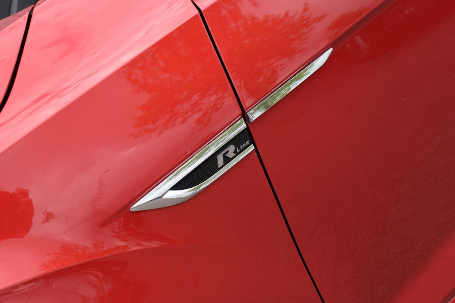 Volkswagen T-Roc Cabrio 1.5 TSI R-Line | Apple CarPlay | Stoelverw. | Half Leer | Climate