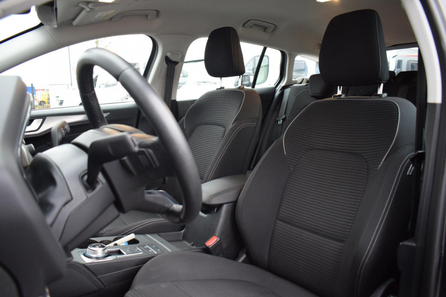 Ford Focus Wagon 1.5 EcoBlue Titanium Business | Automaat | Trekhaak | Apple CarPlay | Climate