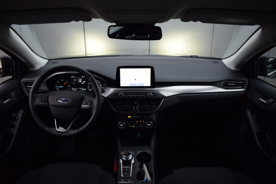 Ford Focus Wagon 1.5 EcoBlue Titanium Business | Automaat | Trekhaak | Apple CarPlay | Climate