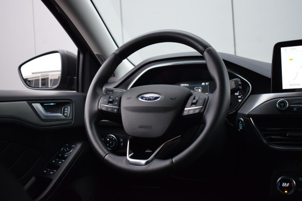 Ford Focus Wagon 1.5 EcoBlue Titanium Business | Automaat | Trekhaak | Apple CarPlay | Climate