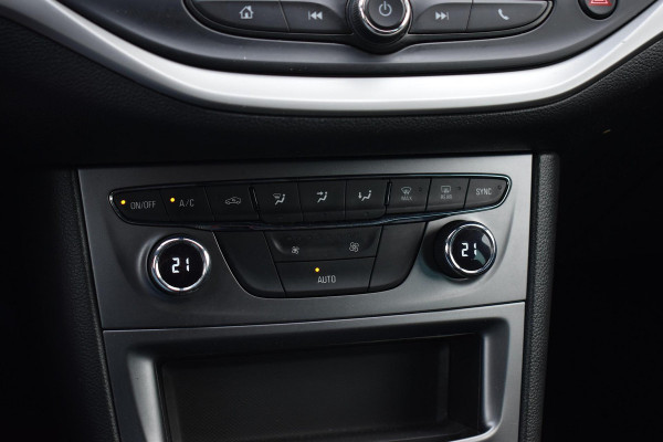 Opel Astra Sports Tourer 1.0 Turbo 120 Jaar Edition | Trekhaak | Apple CarPlay | Climate | Cruise