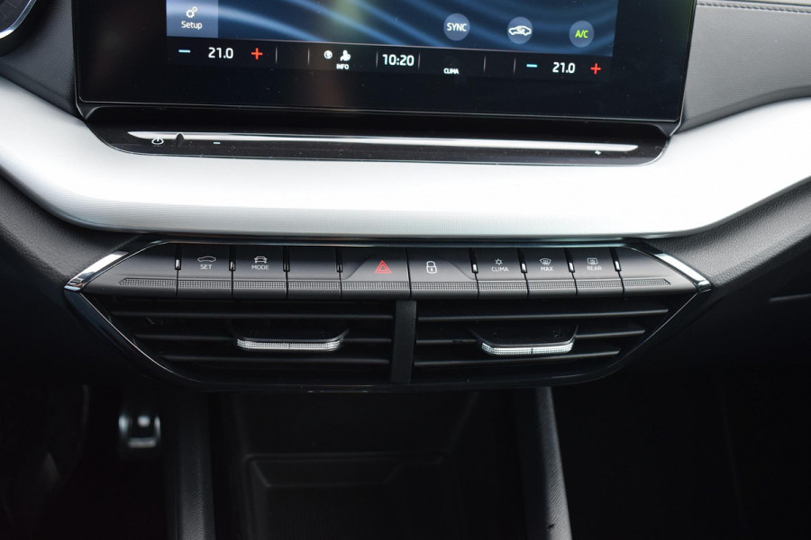 Škoda Octavia 1.0 e-TSI Sport Business | Automaat | Apple CarPlay | Virtual | Sportstoelen