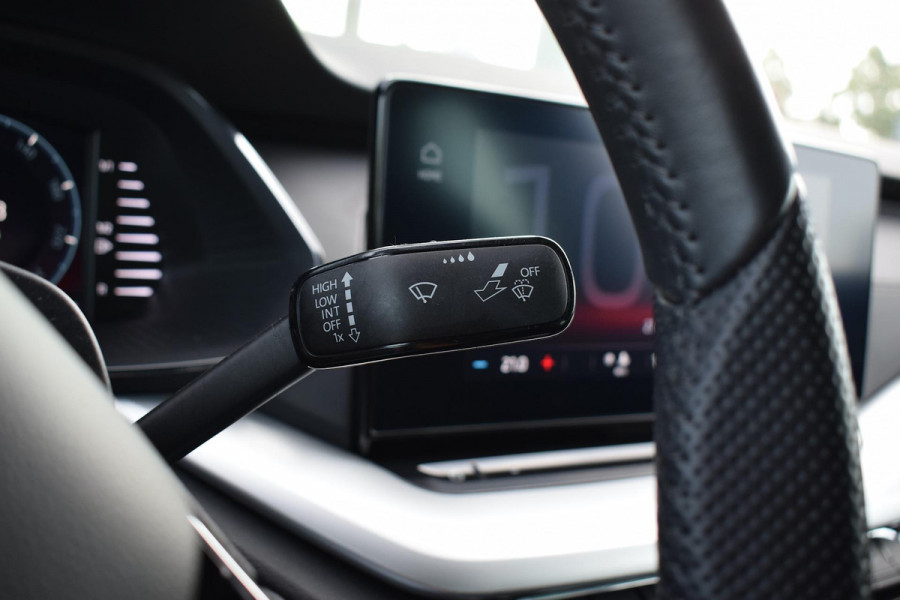 Škoda Octavia 1.0 e-TSI Sport Business | Automaat | Apple CarPlay | Virtual | Sportstoelen