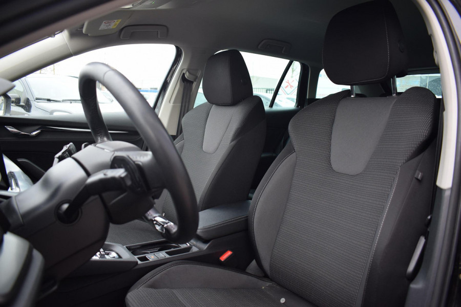 Škoda Octavia Combi 1.0 e-TSI Business Edition | Apple CarPlay | Stoelverw. | Camera | Sportstoelen