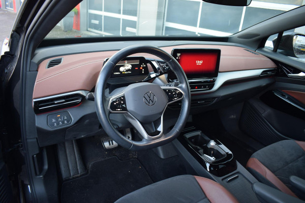 Volkswagen ID.4 Business 77 kWh | Trekhaak | Stuur- en Stoelverw. | Half Leer | 20” LM