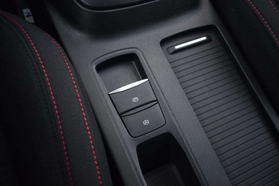 Ford FOCUS Wagon Wagon 1.5 EcoBoost ST Line Business | Apple CarPlay | Airco | Sportstoelen | Cruise