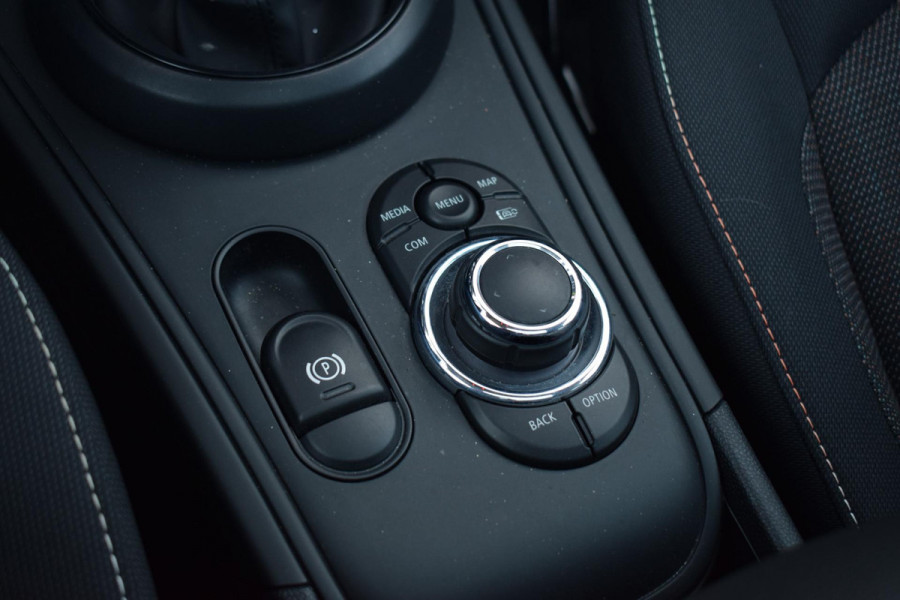 MINI Countryman Mini 1.5 Cooper ALL4 Chili | Apple CarPlay | Pano | HUD | Camera