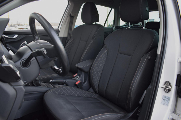 Škoda Kamiq 1.0 TSI Ambition | Automaat | Trekhaak | Apple CarPlay | Airco