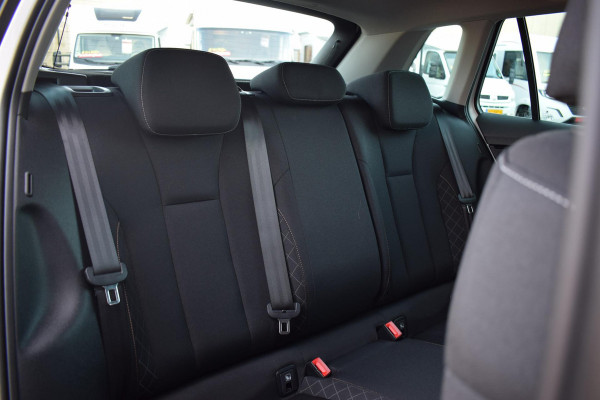 Škoda Kamiq 1.0 TSI Ambition | Automaat | Trekhaak | Apple CarPlay | Airco