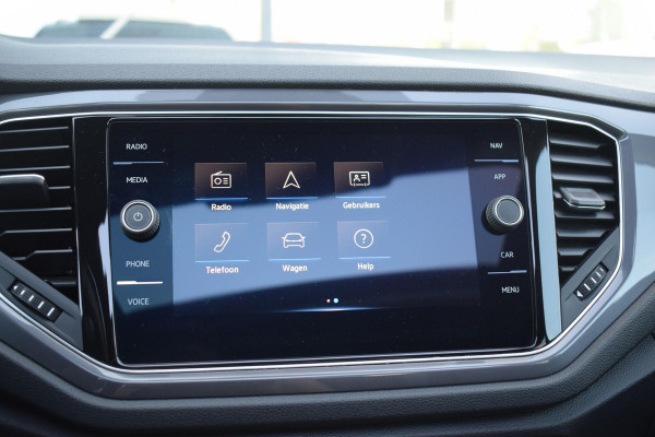 Volkswagen T-Roc 1.5 TSI Sport Business R | Pano | Half Leer | Virtual | Apple CarPlay