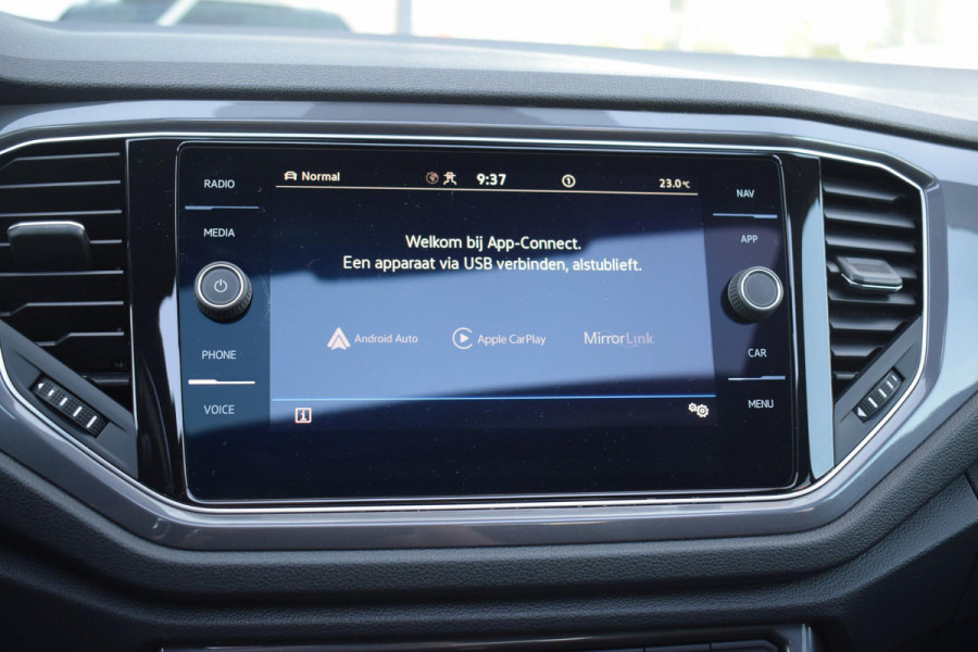 Volkswagen T-Roc 1.5 TSI Sport Business R | Pano | Half Leer | Virtual | Apple CarPlay