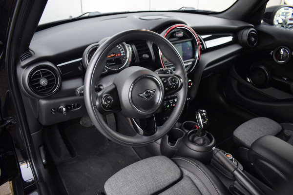 MINI Cooper Mini 1.5 60 Years Edition | 5 Deurs | Half Leer | Stoelverw. | Apple CarPlay