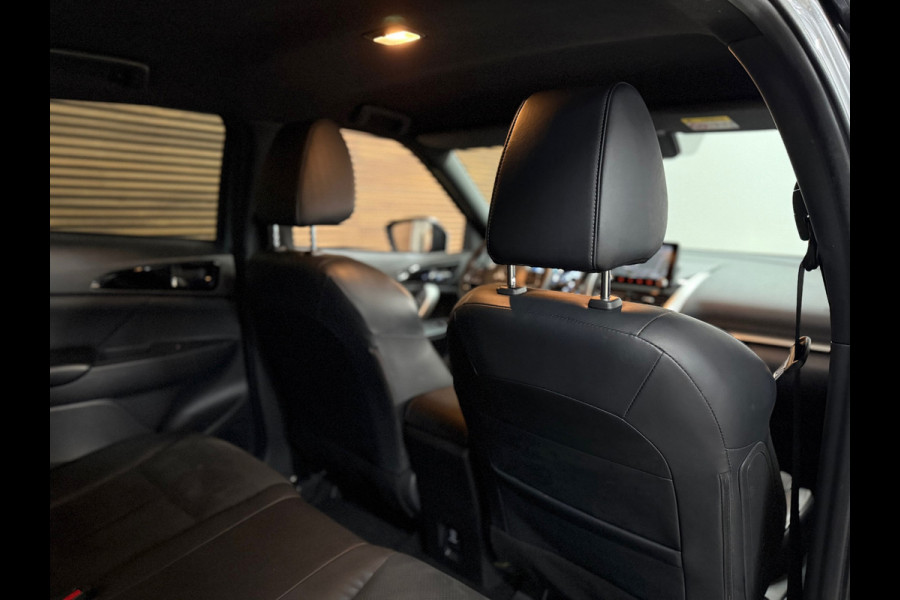 Mitsubishi Eclipse Cross 2.4 PHEV Instyle | Afneembare Trekhaak | Navigatie | Cruise Control | Camera | Elektrische stoel