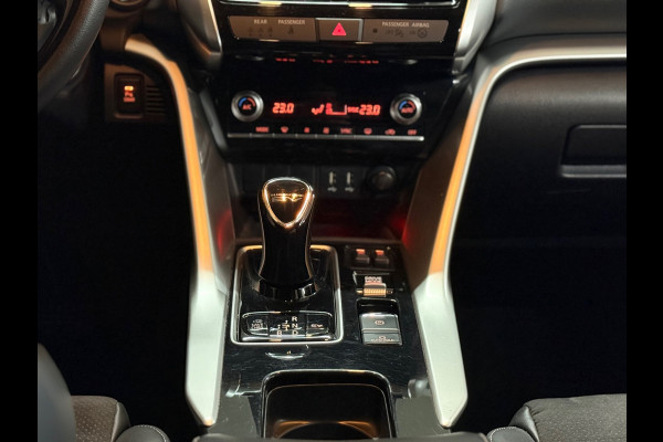 Mitsubishi Eclipse Cross 2.4 PHEV Instyle | Afneembare Trekhaak | Navigatie | Cruise Control | Camera | Elektrische stoel