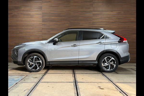 Mitsubishi Eclipse Cross 2.4 PHEV Instyle | Afneembare Trekhaak | Navigatie | Cruise Control | Camera | Elektrische stoel