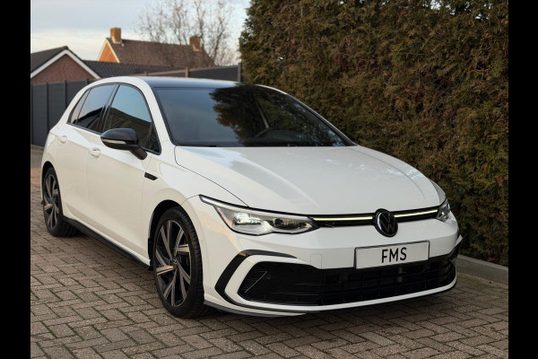 Volkswagen Golf 1.5 eTSI 3x R-Line CarPlay Camera