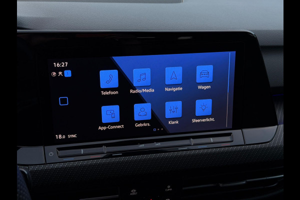 Volkswagen Golf 1.5 eTSI 3x R-Line CarPlay Camera