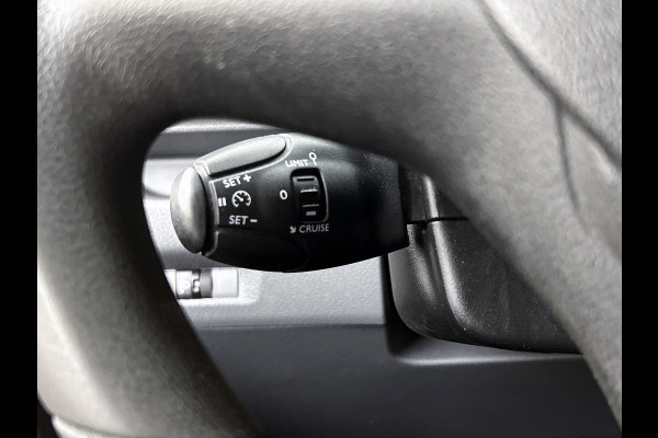 Peugeot Expert 2.0 HDI Euro6 123PK L2 Premium / 2xSchuifdeur / Trekhaak / Airco / Apk 01-2027
