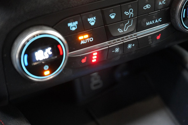 Ford Kuga 2.5 PHEV ST-Line | Navigatie | Head-Up | Stoelverwarming | Apple Carplay | Achteruitrijcamera