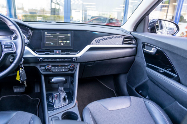 Kia Niro 1.6 GDi Hybrid DynamicLine|Prijs rijklaar incl 12 mnd garantie|Trekhaak Camera ACC Carplay