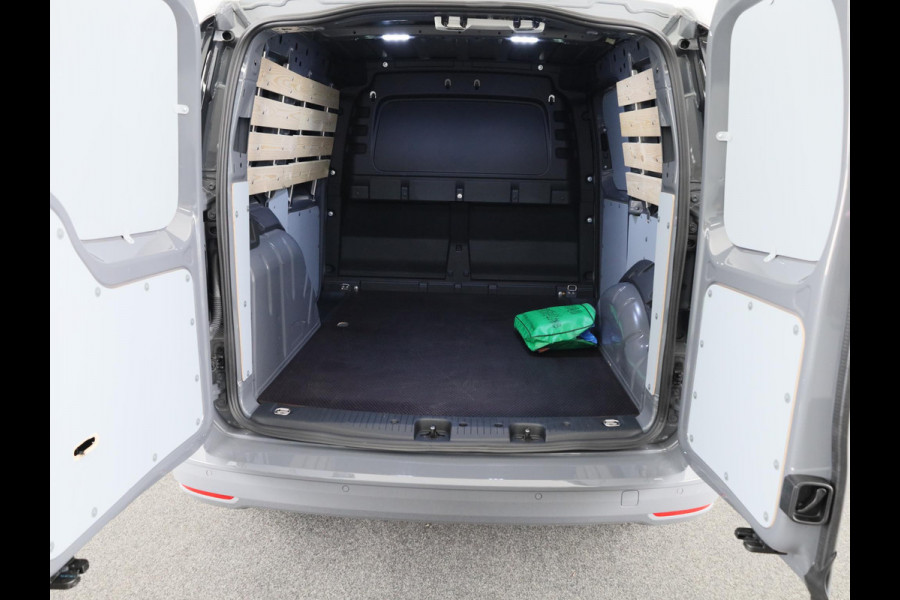 Volkswagen Caddy Cargo 2.0 TDI Style 75 pk | Verlengde garantie | Navigatie via App | Parkeersensoren | Achteruitrijcamera | LED koplampen |