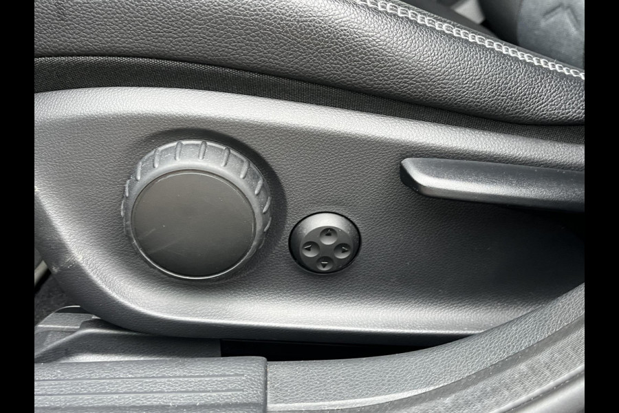 Mercedes-Benz GLA 180 Premium Plus Stoelverwarming | Climate Control | Camera | Top onderhouden | 12 maanden BOVAG-garantie