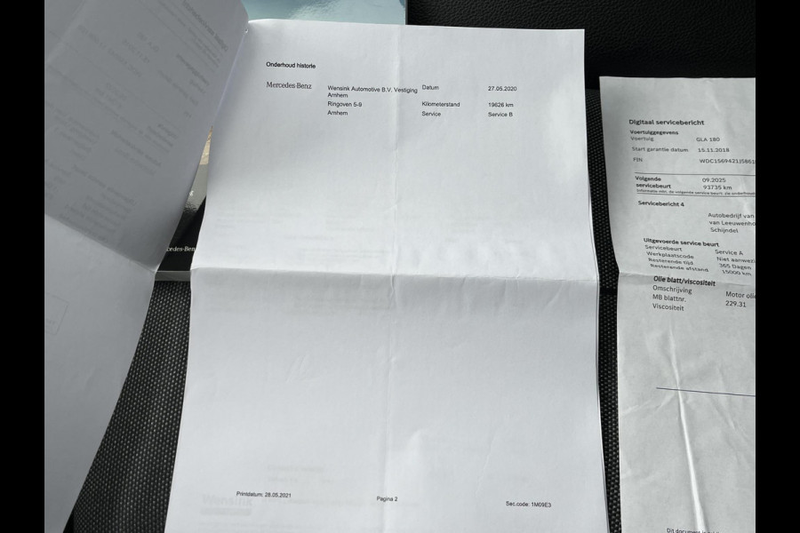 Mercedes-Benz GLA 180 Premium Plus Stoelverwarming | Climate Control | Camera | Top onderhouden | 12 maanden BOVAG-garantie