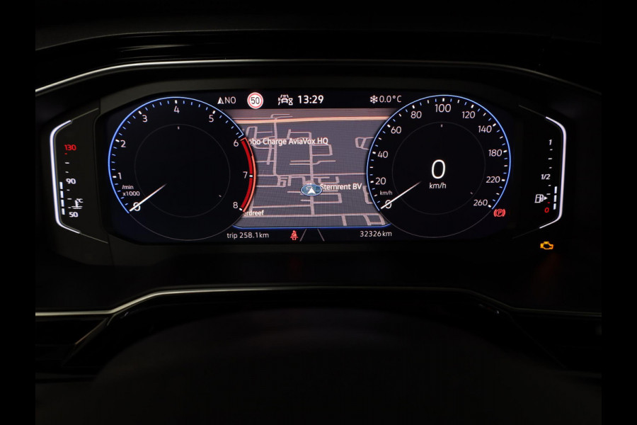 Volkswagen Polo 1.0 TSI R-Line Business 95pk 5bak| Camera| Navi| Matrix LED| verwarmde voorstolen