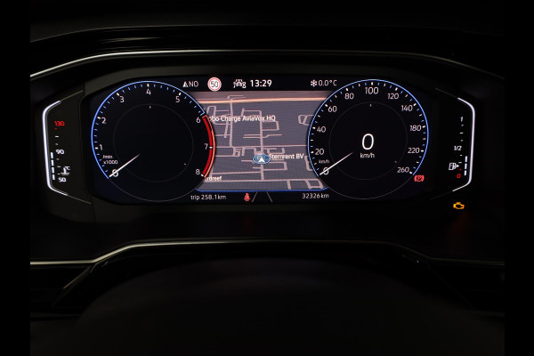 Volkswagen Polo 1.0 TSI R-Line Business 95pk 5bak| Camera| Navi| Matrix LED| verwarmde voorstolen