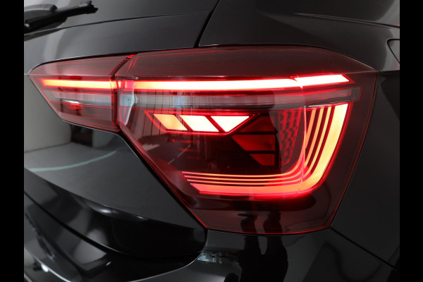 Volkswagen Polo 1.0 TSI R-Line Business 95pk 5bak| Camera| Navi| Matrix LED| verwarmde voorstolen