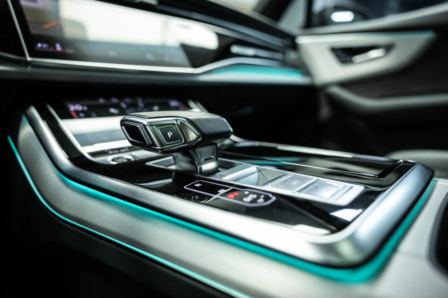 Audi Q7 55 TFSI e quattro Pro Line S | Goodwood Green | RS seats | Head-up | Stoelverwarming | Trekhaak |