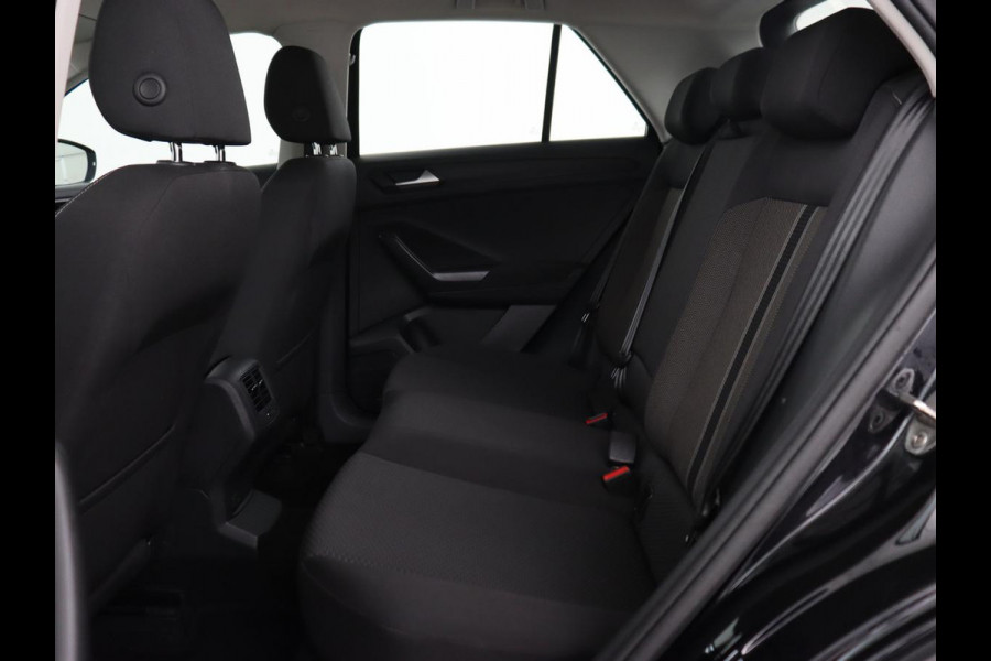 Volkswagen T-Roc 1.0 TSI Style | Carplay | Adaptive cruise | Parkeerhulp | Climate control | Bluetooth | 17'' lichtmetalen velgen